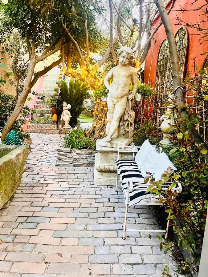 La Romana Luxe Et Serenite Au Coeur De Saint-Tropez Suites Spacieuses Avec Jardin Enchanteur Eksteriør billede